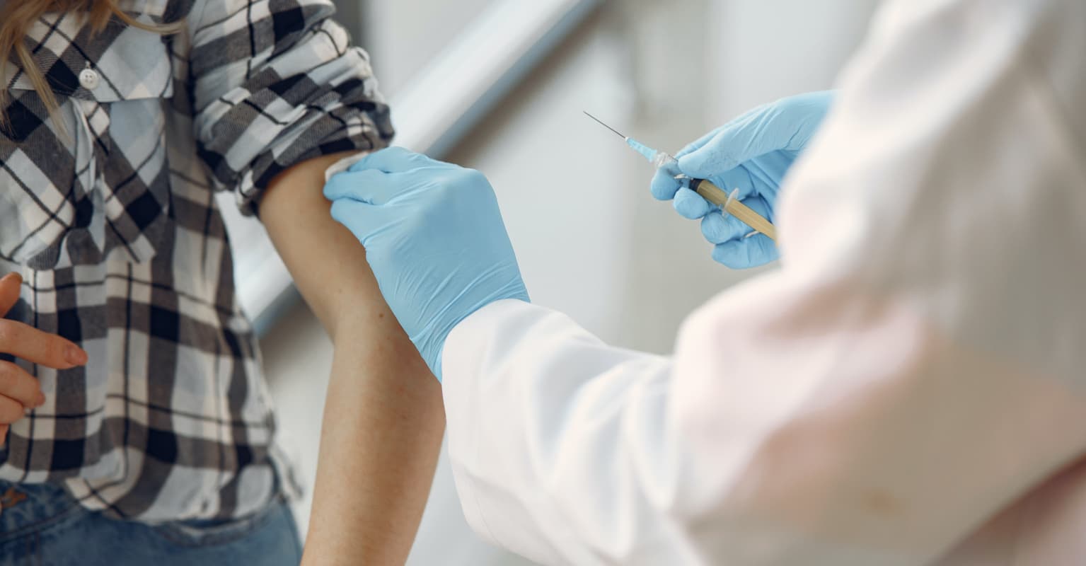 Coronavirus: Moderna vaccine shows nearly 95% protection