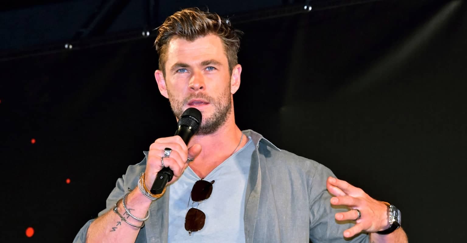 Chris Hemsworth gives fans a glimpse of his crazy workout with 'world's laziest trainer'