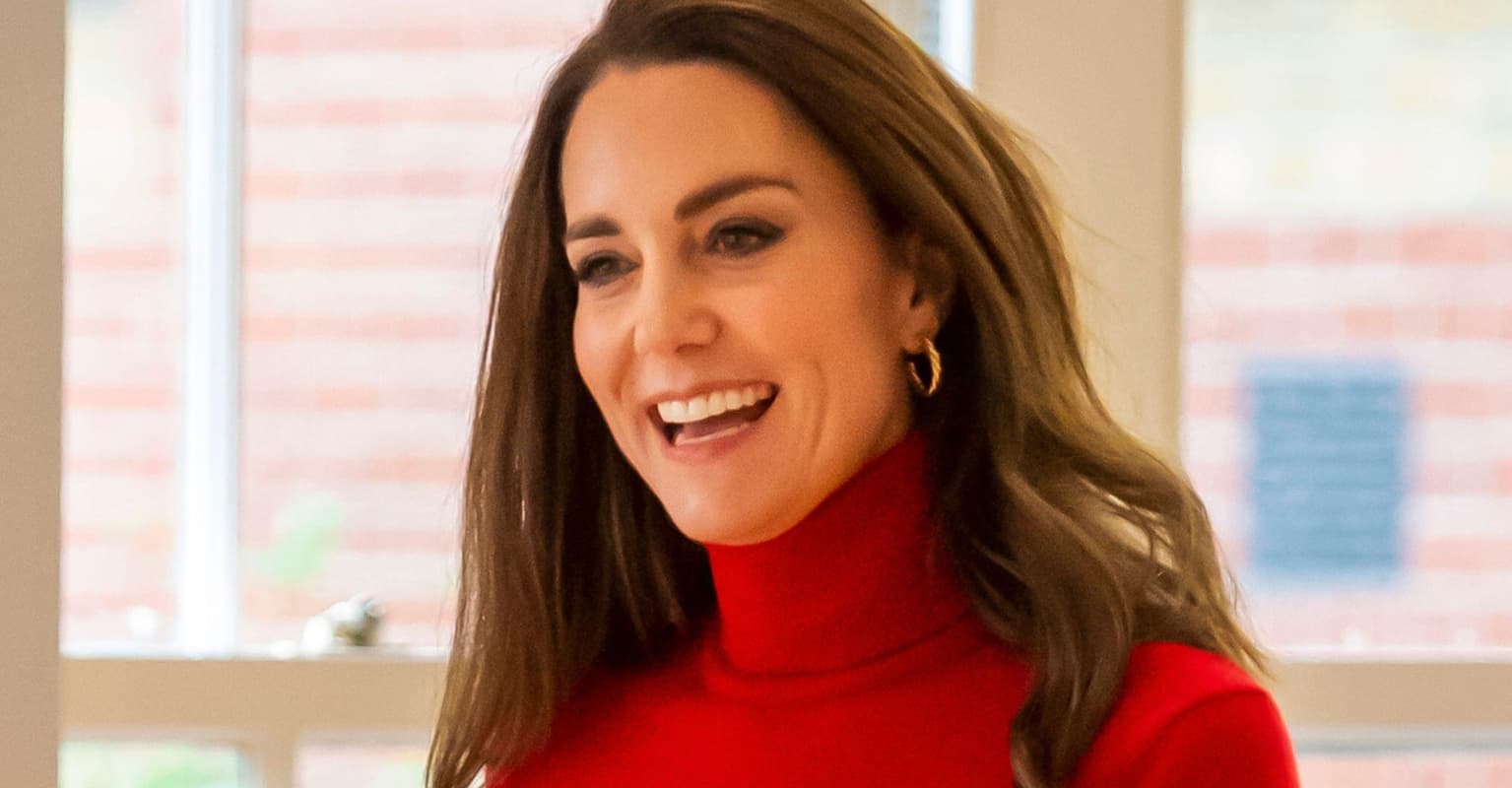 Kate Middleton's touching nod to Princess Diana in newly-released portraits for her 40th birthday