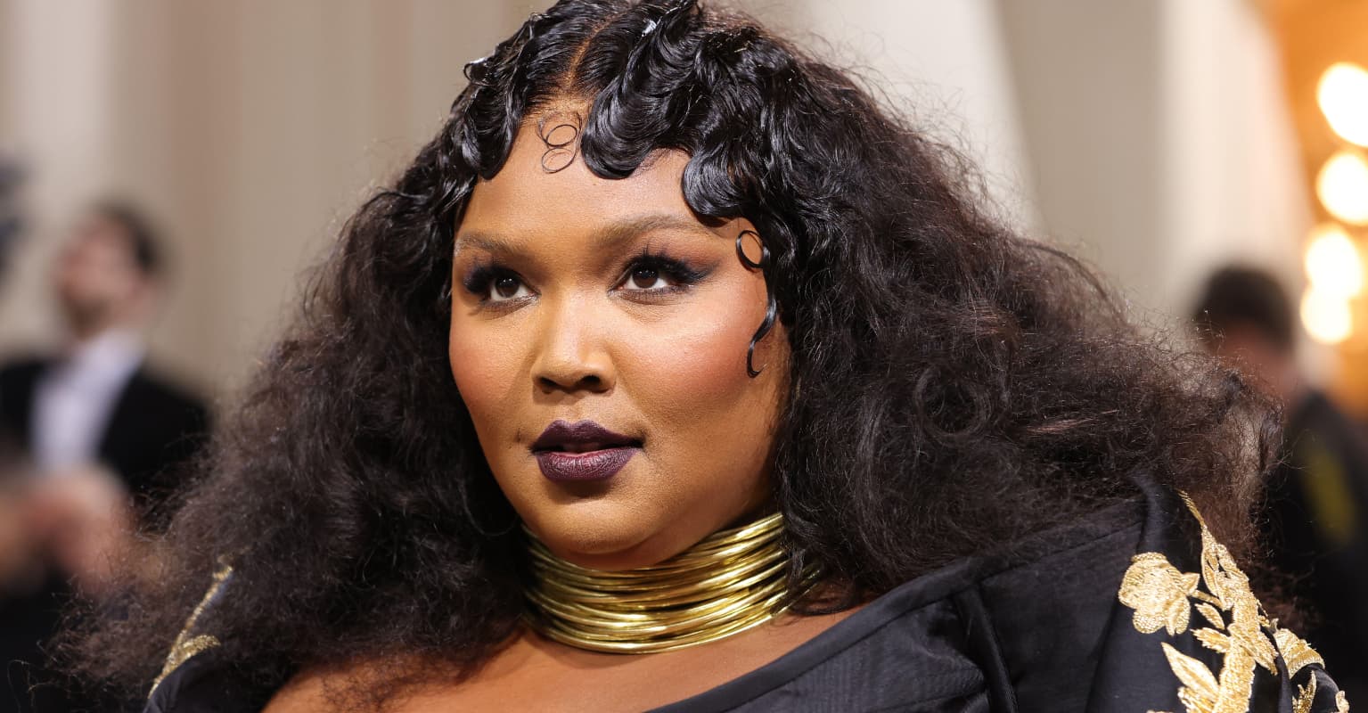 Lizzo changes song lyrics after fans call out ableist slur: 'This is the result of me listening'