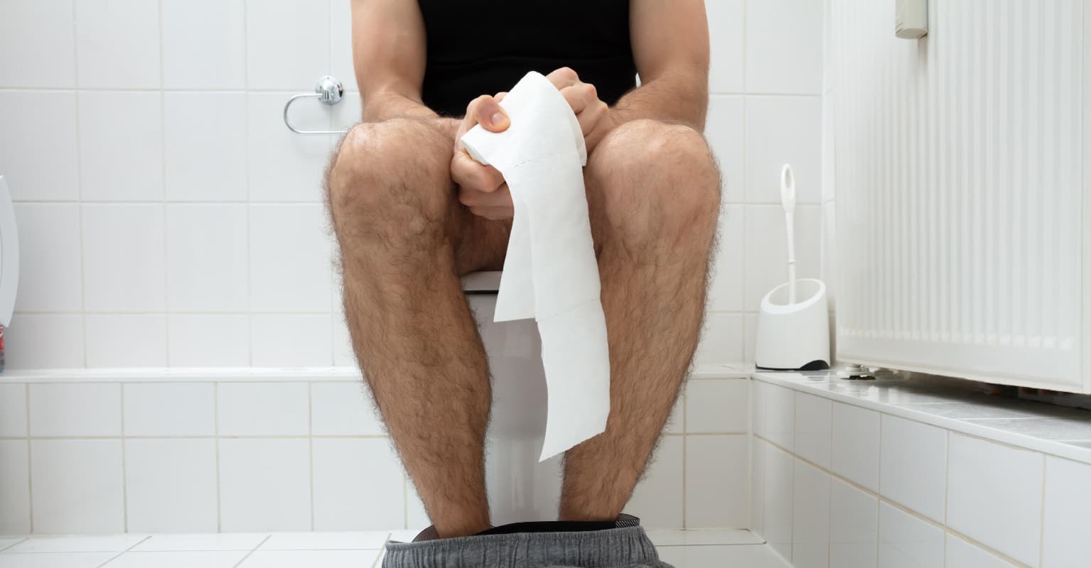 Pelvic floor physiotherapist explains why you should never wipe more than 3 times after pooping