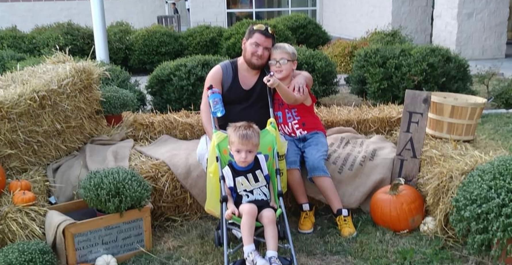 Texas dad's final words to son before being killed by lightning