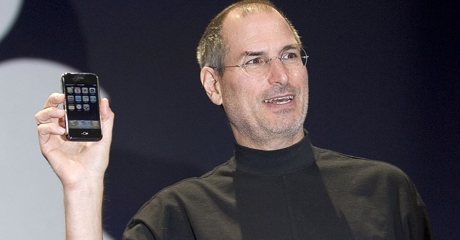 Rare first generation iPhone sells for an enormous $190,000 at auction