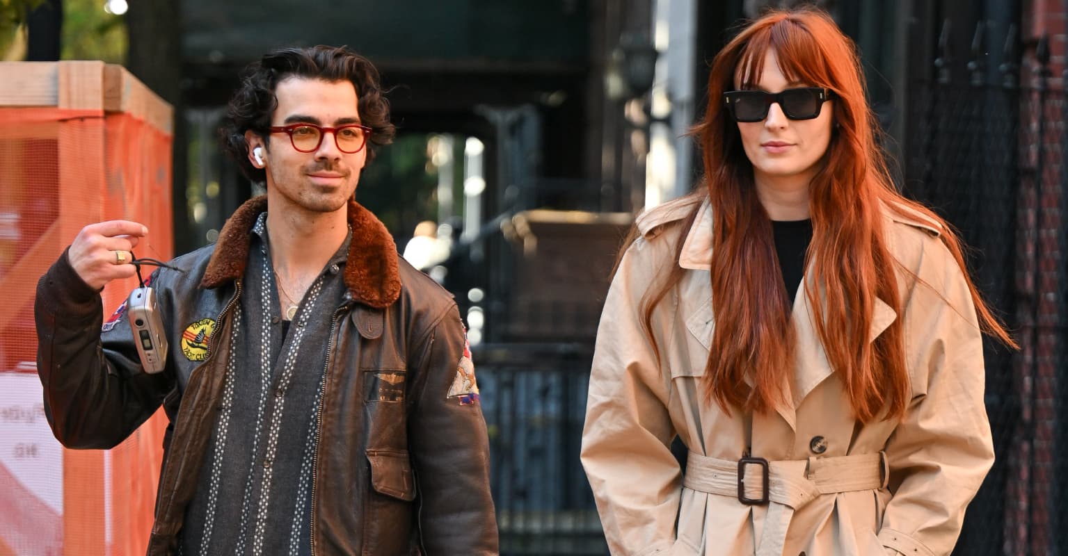 Bar manager who spent night partying with Sophie Turner before divorce announcement breaks silence