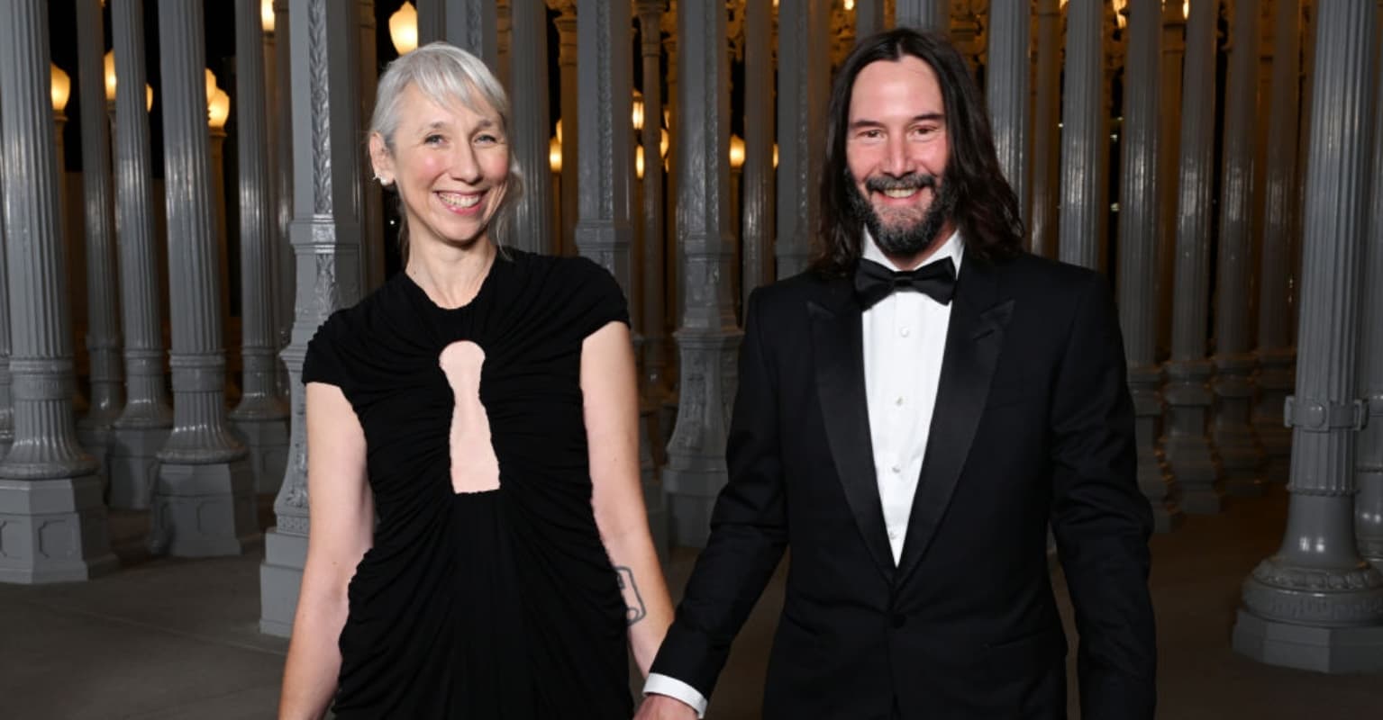 Keanu Reeves says his last moment of 'bliss' was in bed with 'my honey'