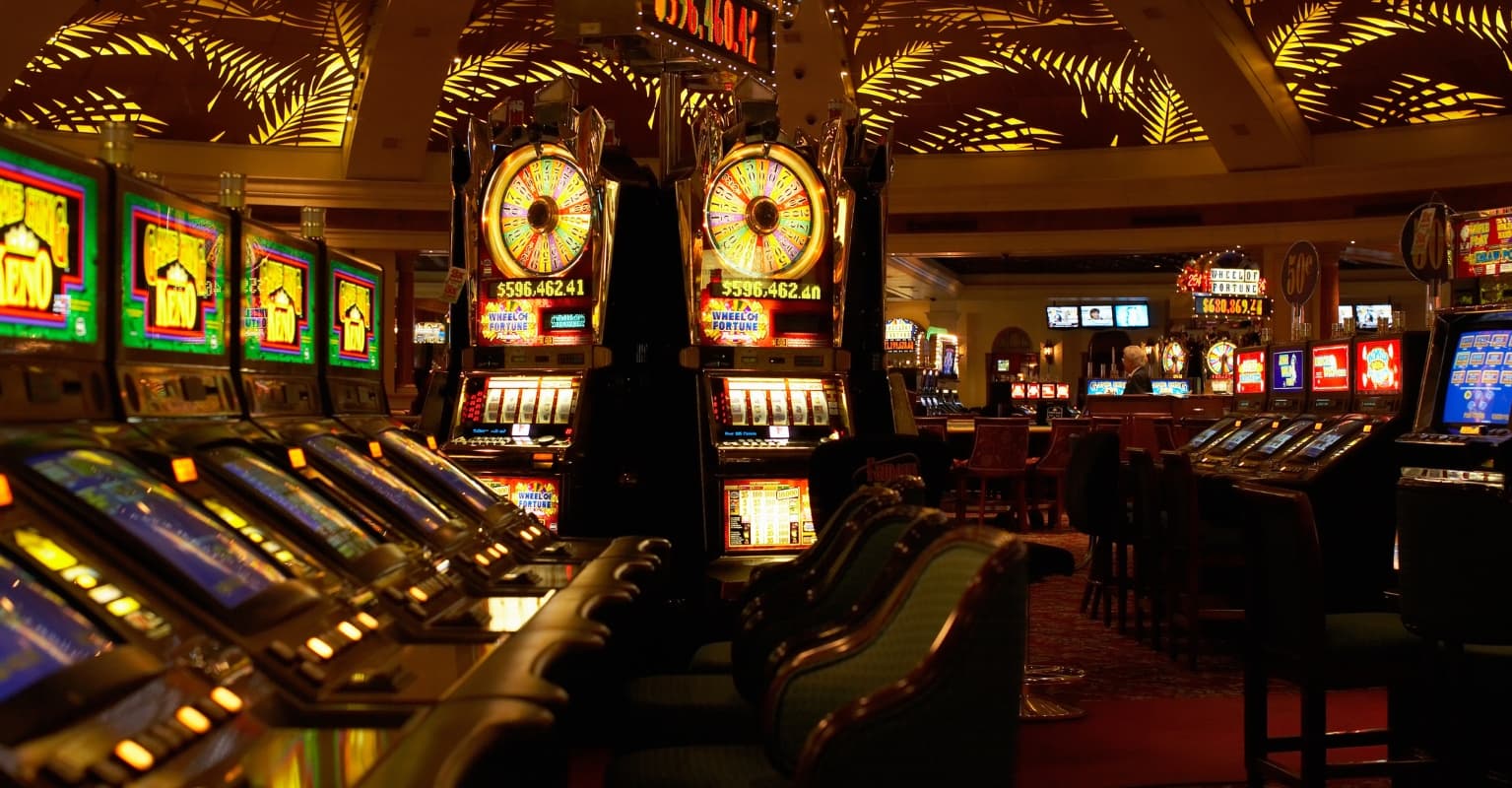 Gambler turns $5 bet into life-changing $10.1 million after night in Las Vegas